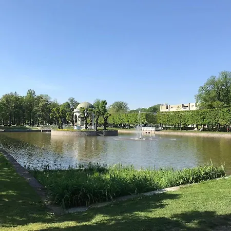 Lägenhet 1 Bedroom Near Kadriorg Swan Pond *