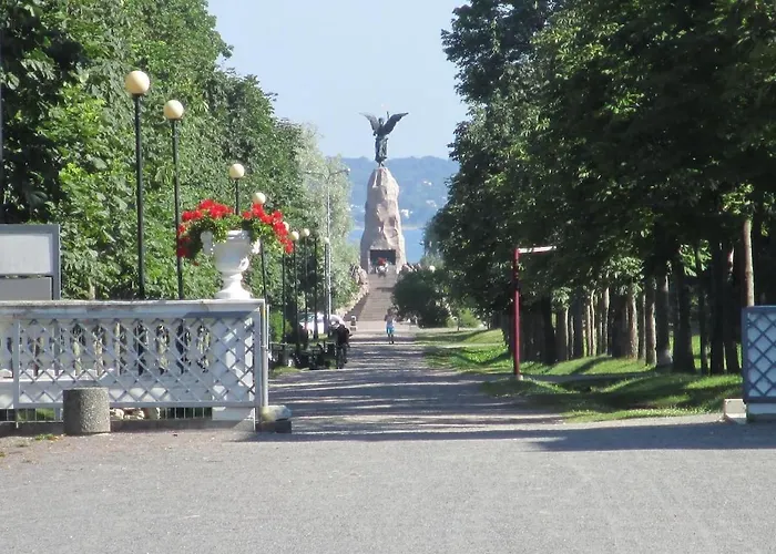 Lejlighed 1 Bedroom Near Kadriorg Swan Pond Tallinn