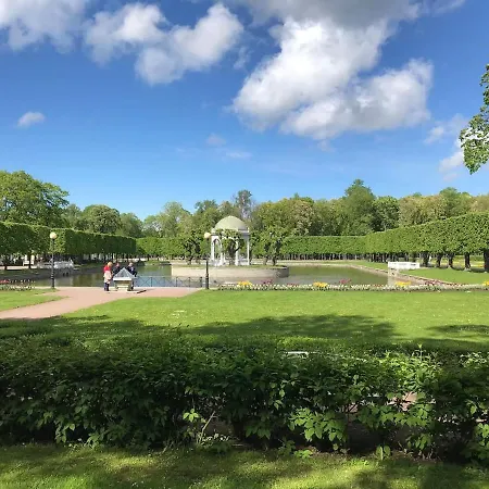 1 Bedroom Near Kadriorg Swan Pond *